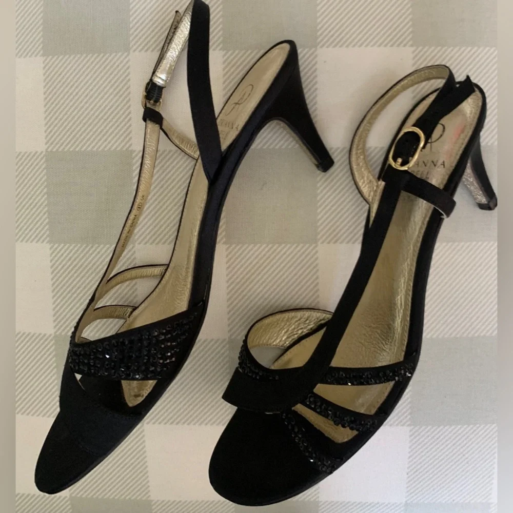 Adrianna Papell black satin heels with beads and sparkly heel - Picture 6 of 10